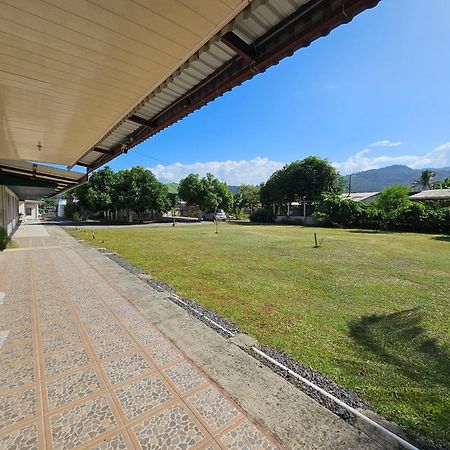 Sleep&Go! Cabina Cuadruple En Siquirres Centro - And Rafting Tour! Siqurres Da Alegria Exterior foto